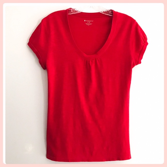 No Boundaries Candy Red Scoop Neck Tee Size L - Picture 4 of 6